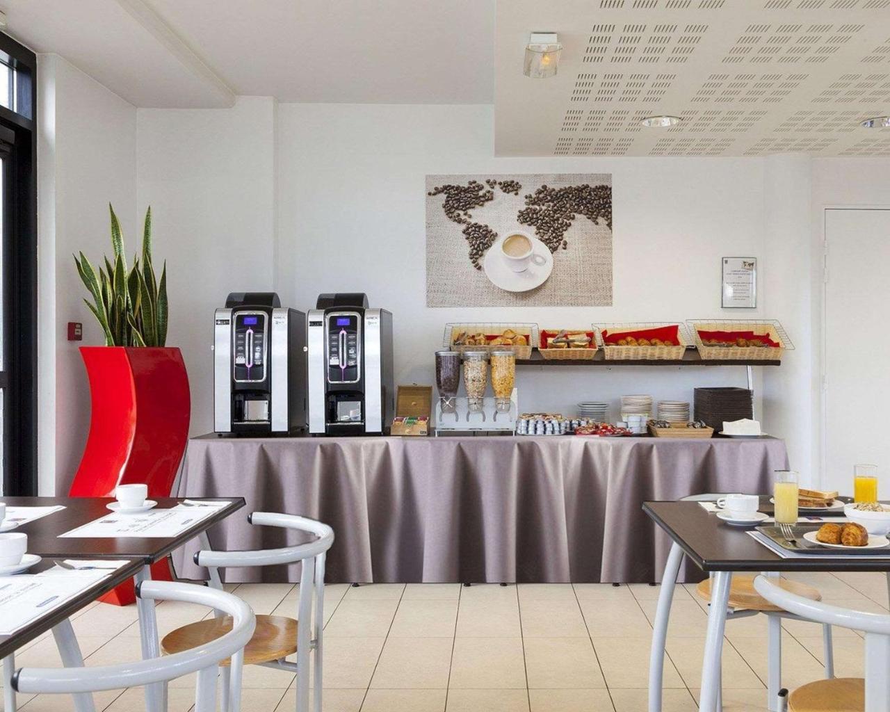 Comfort Suites Le-Port-Marly Paris Ouest Le Port-Marly Zewnętrze zdjęcie