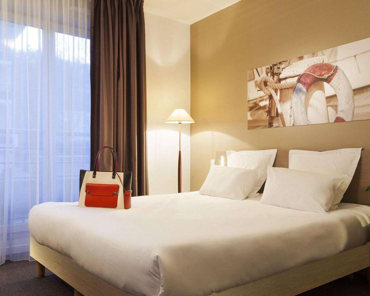 Comfort Suites Le-Port-Marly Paris Ouest Le Port-Marly Zewnętrze zdjęcie